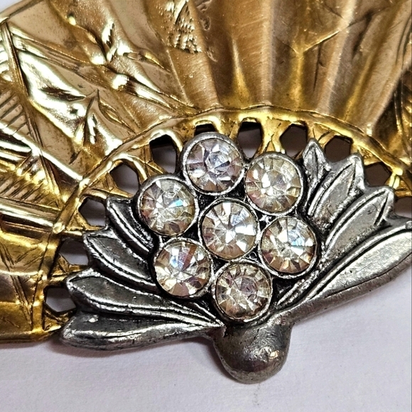 VINTAGE Rare Miriam Haskell Unsigned Two Tone Brass Rhinestone Fan Brooch Pin - Picture 5 of 8